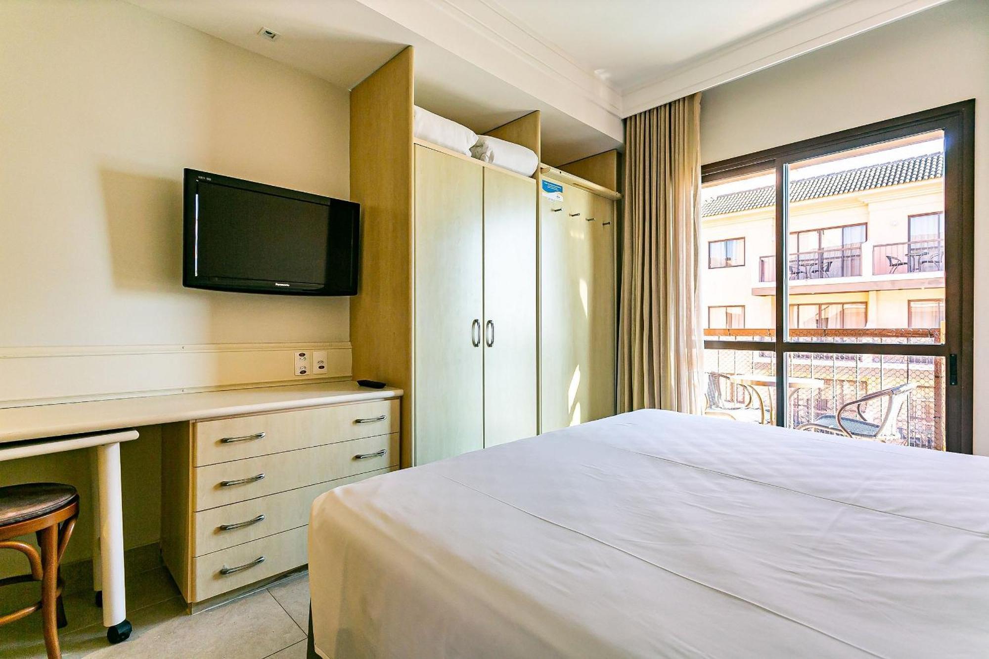 Resort Pe Na Areia - Studios Direto Com Proprietario Jbvjr Флорианополис Экстерьер фото
